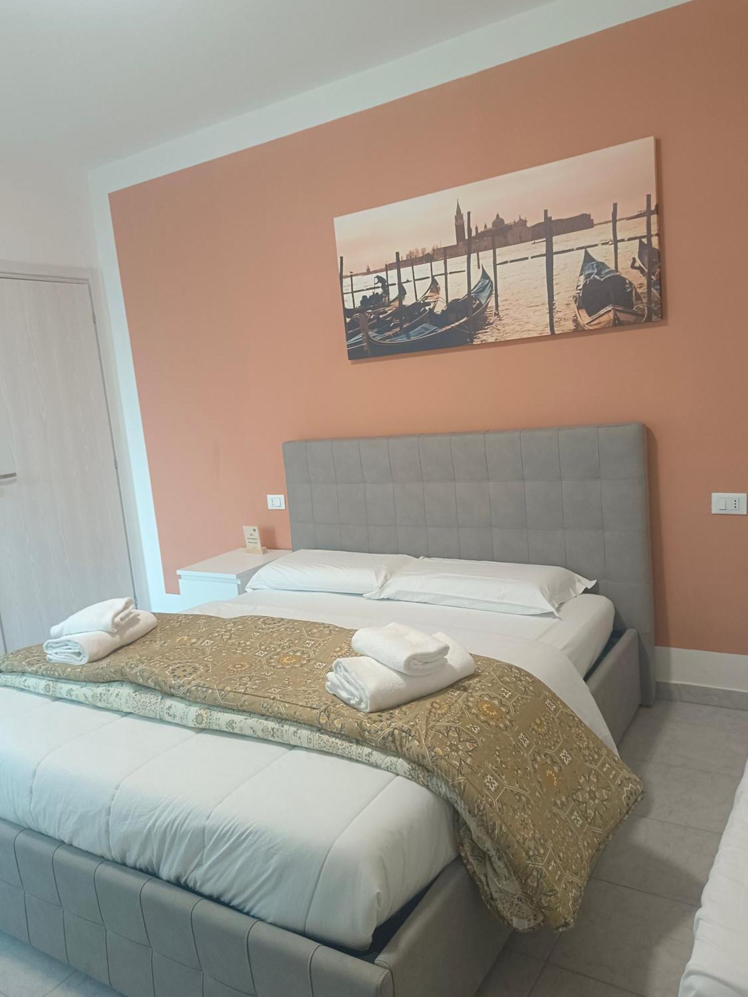 Apartment Apartments *